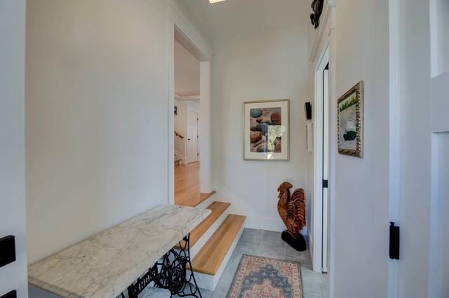 23 Chachapacassett Road, Barrington
