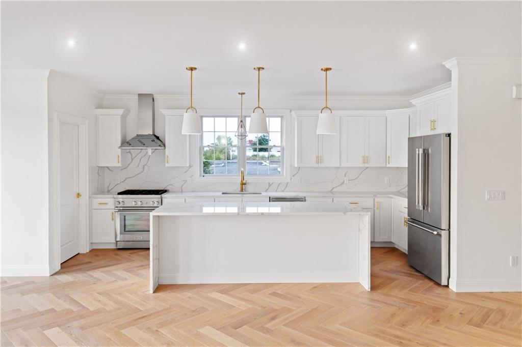 130 East Point Drive, East Providence