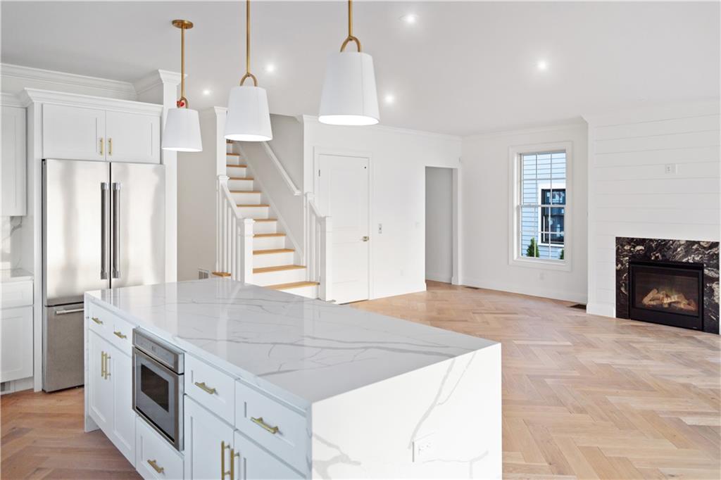 130 East Point Drive, East Providence