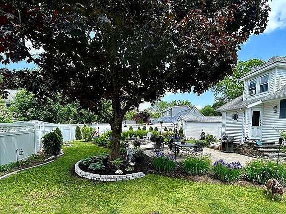 73 Prospect Street, Barrington