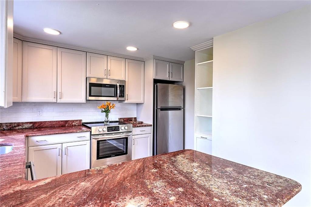 320 Westmoreland Street, Unit#d5, Narragansett