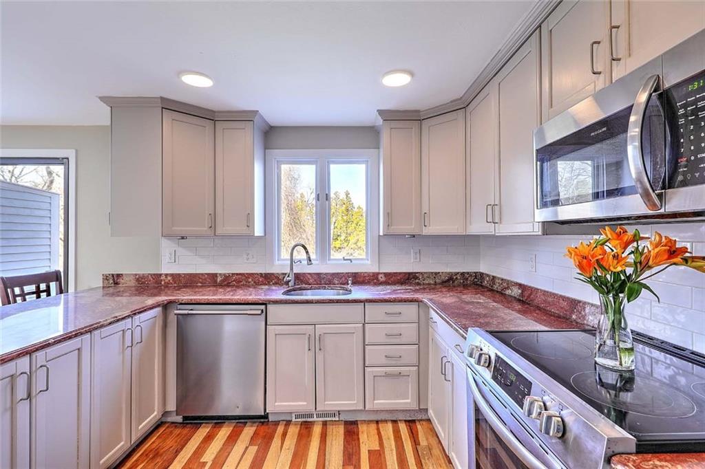 320 Westmoreland Street, Unit#d5, Narragansett