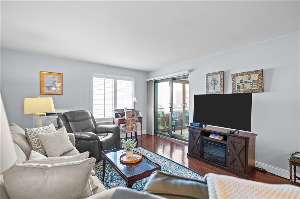 401 Bellevue Avenue, Unit#201, Newport
