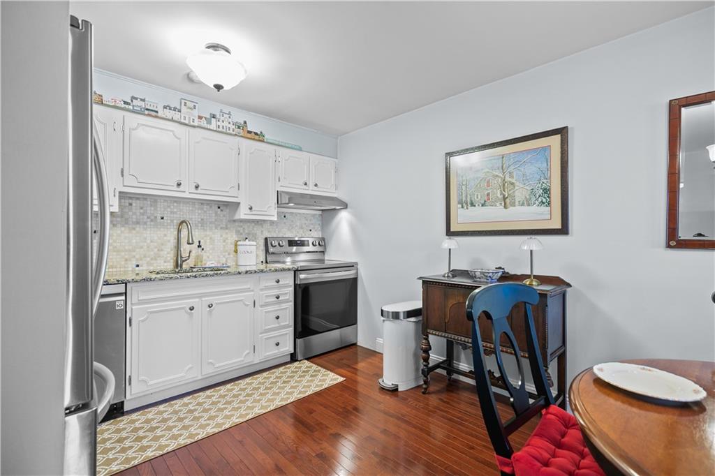 401 Bellevue Avenue, Unit#201, Newport