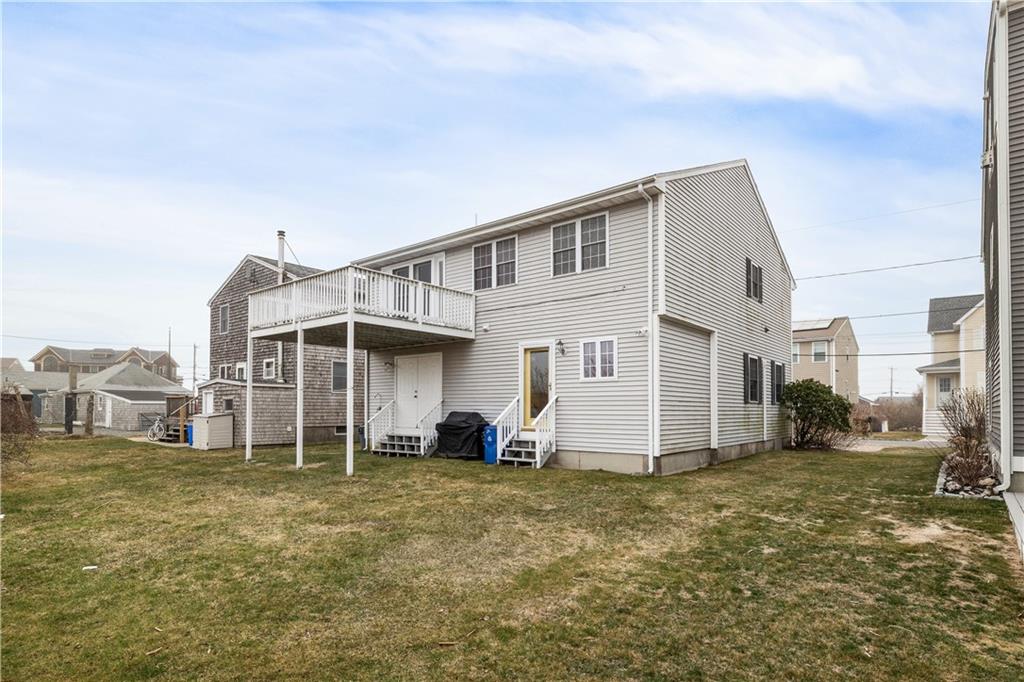 16 Elm Avenue, Narragansett