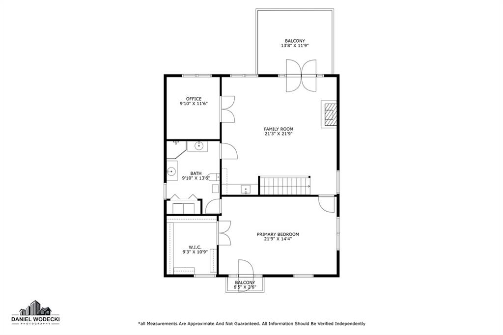 16 Elm Avenue, Narragansett