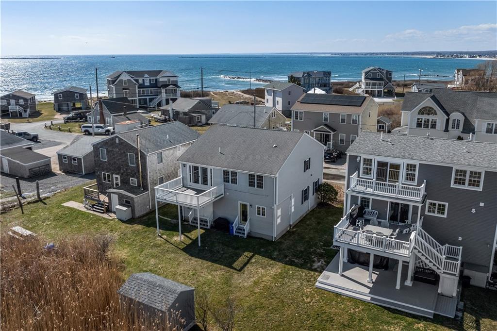 16 Elm Avenue, Narragansett
