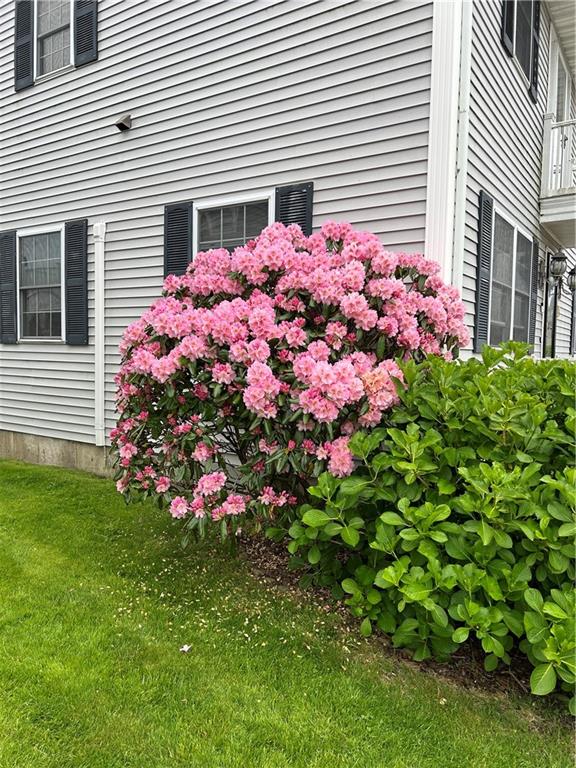16 Elm Avenue, Narragansett