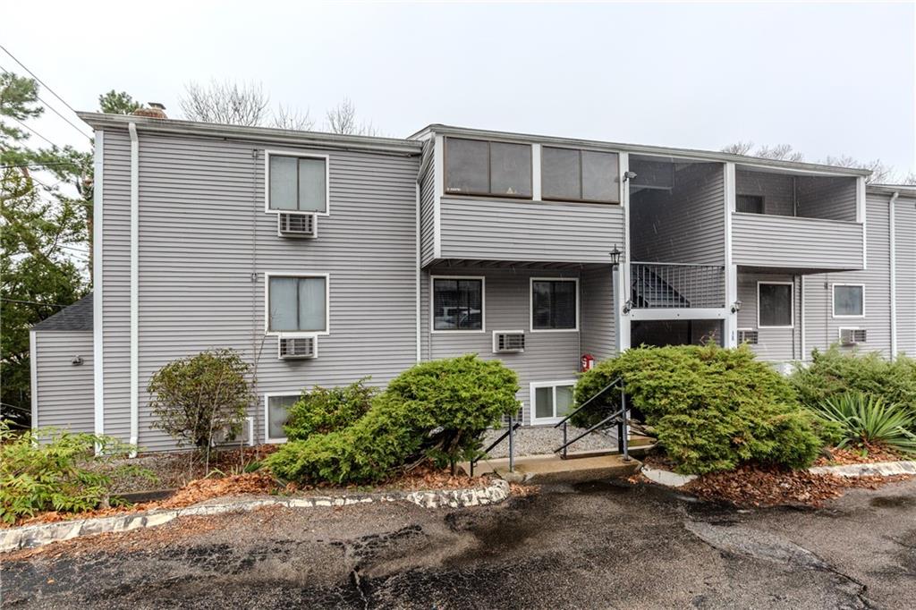 38 Cowesett Avenue, Unit#18, West Warwick