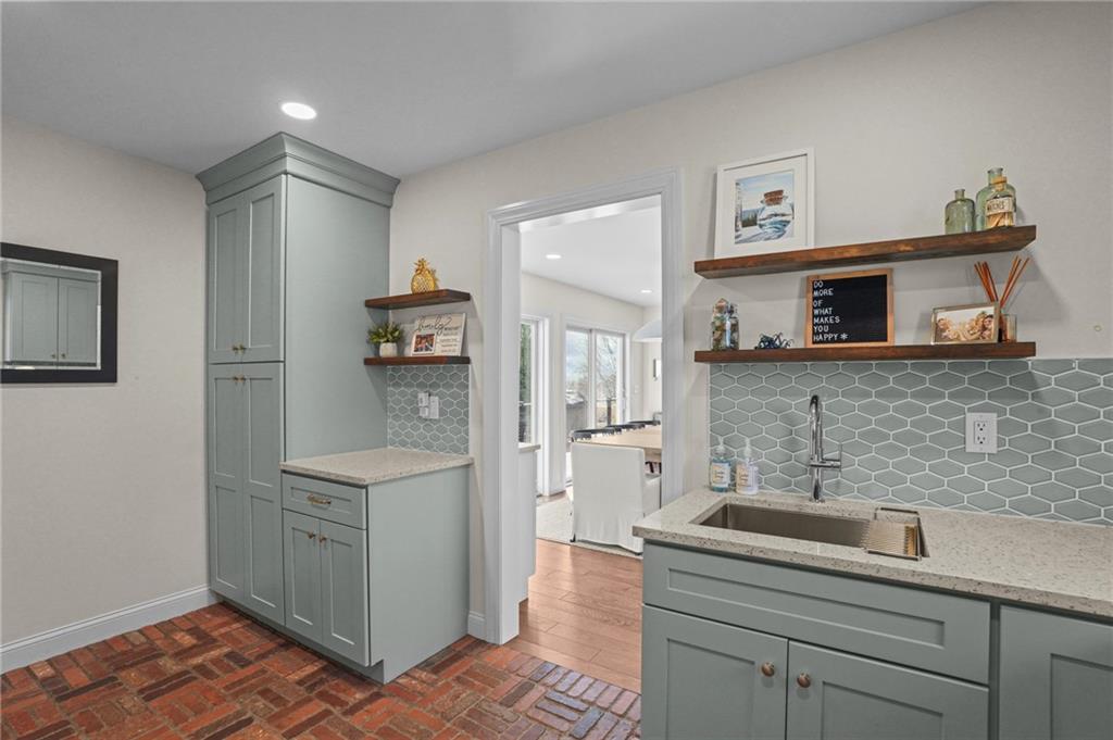 74 Honeyman Avenue, Middletown