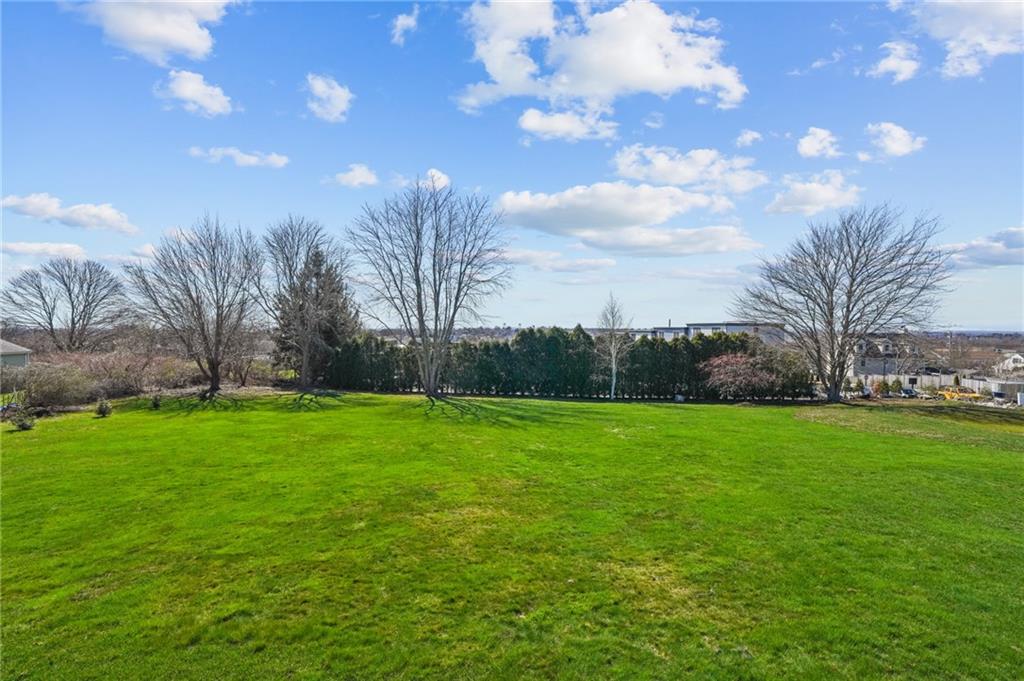 74 Honeyman Avenue, Middletown
