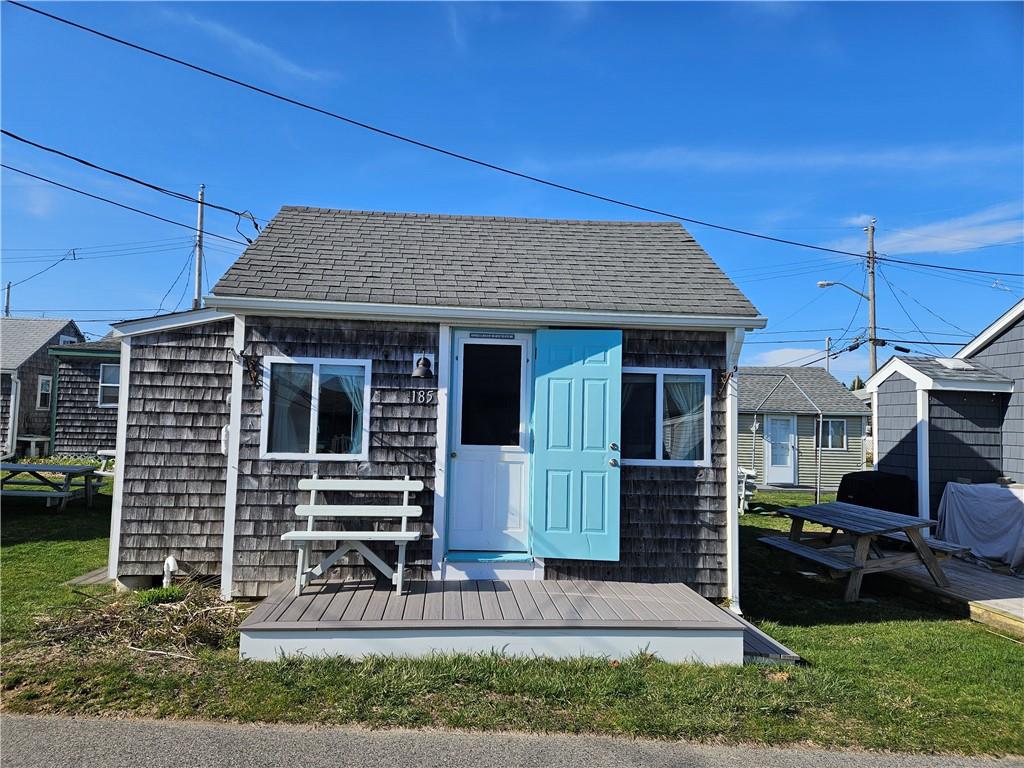 854 Matunuck Beach Road, South Kingstown