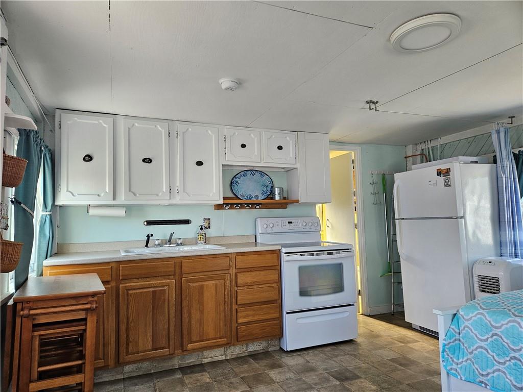 854 Matunuck Beach Road, South Kingstown