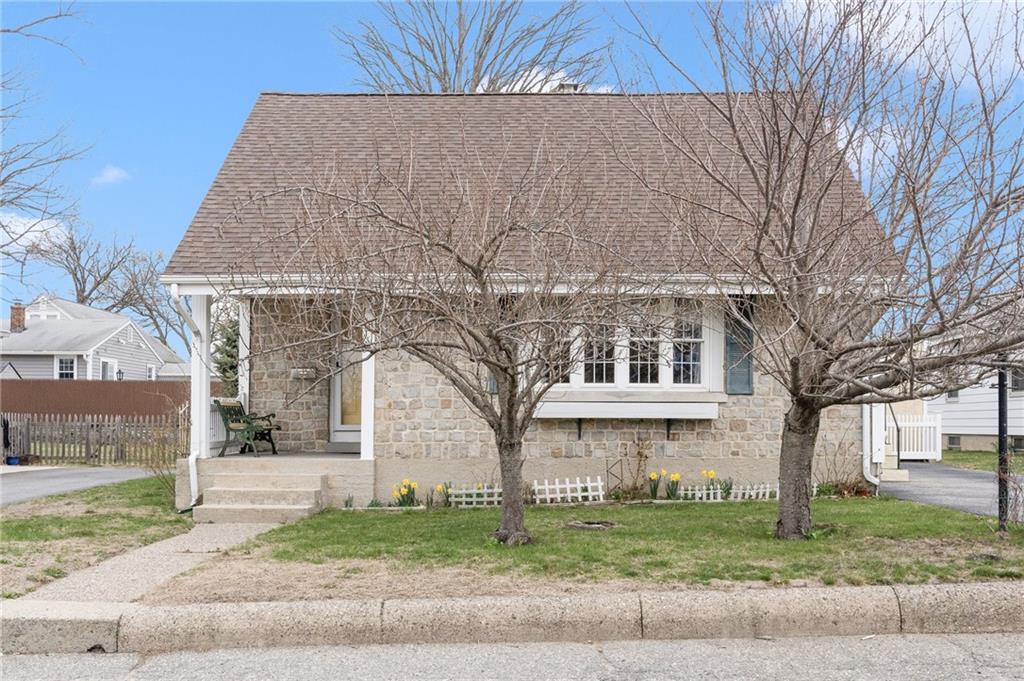 1975 Mineral Spring Avenue, North Providence