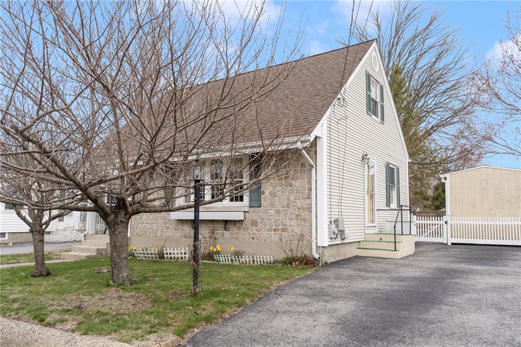 1975 Mineral Spring Avenue, North Providence
