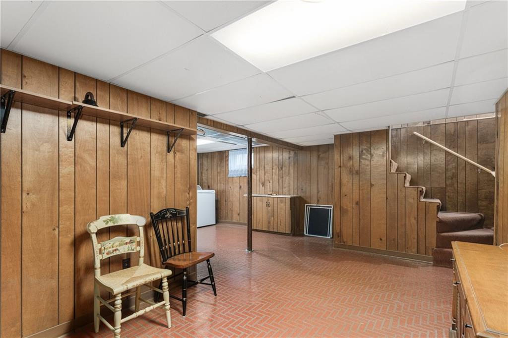 1975 Mineral Spring Avenue, North Providence