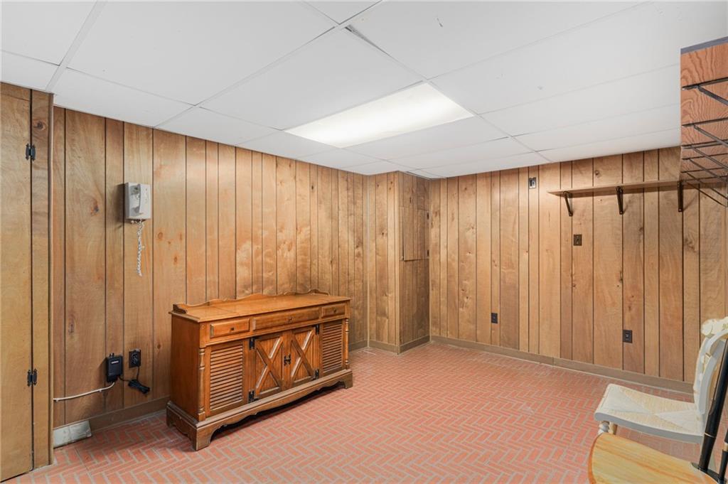 1975 Mineral Spring Avenue, North Providence