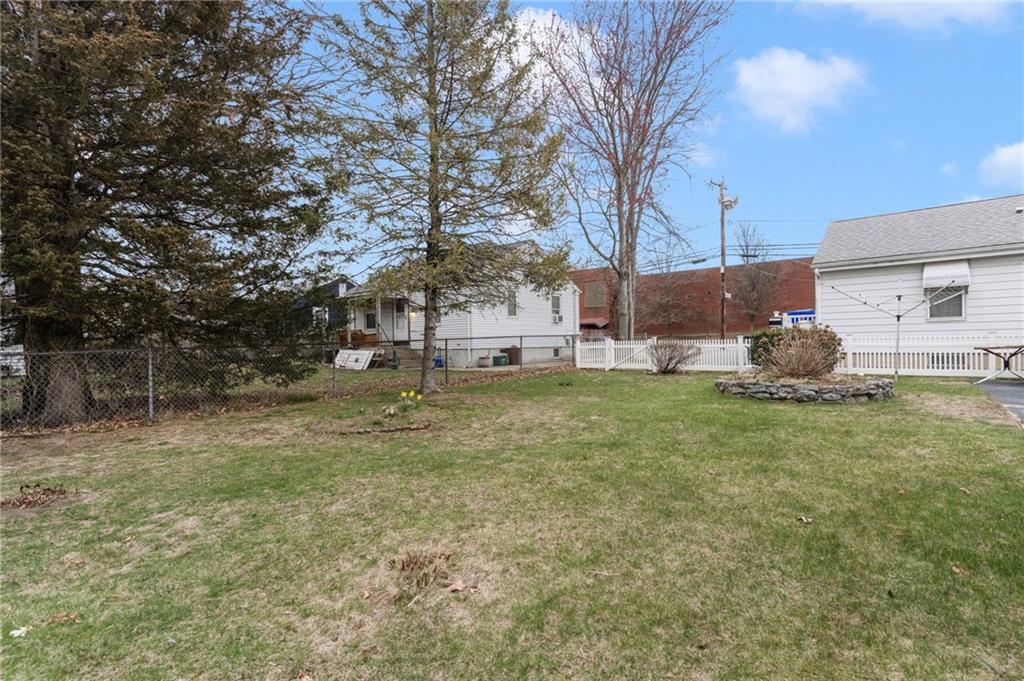 1975 Mineral Spring Avenue, North Providence