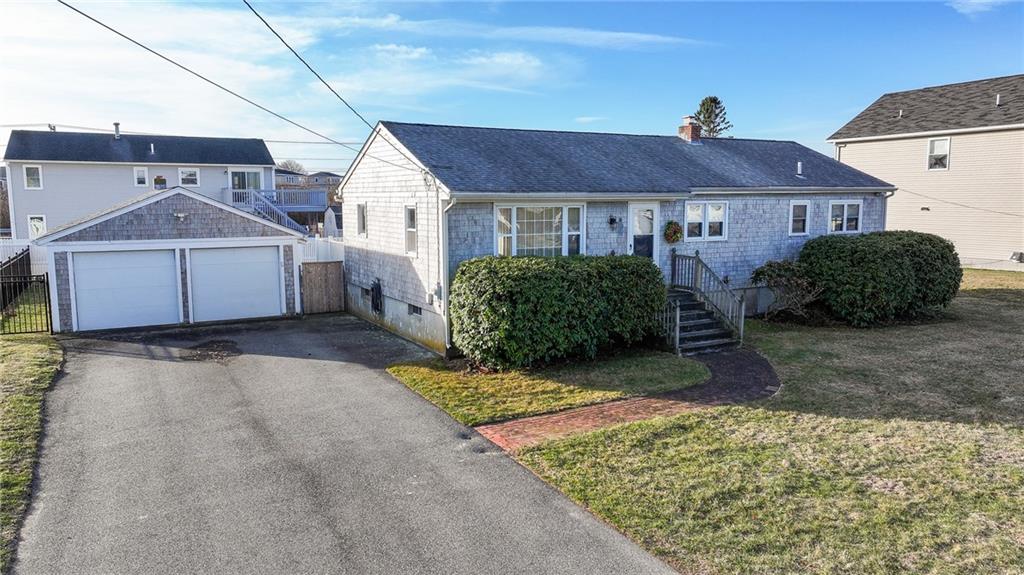 26 Cypress Street, Narragansett