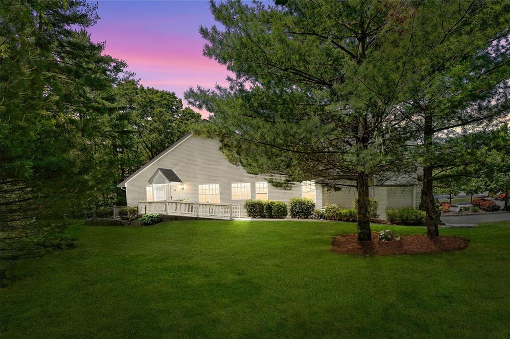 27 Alpine Way, North Smithfield