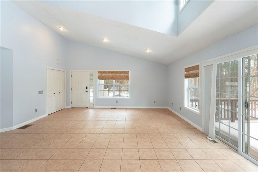 27 Alpine Way, North Smithfield