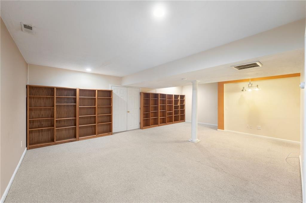 27 Alpine Way, North Smithfield