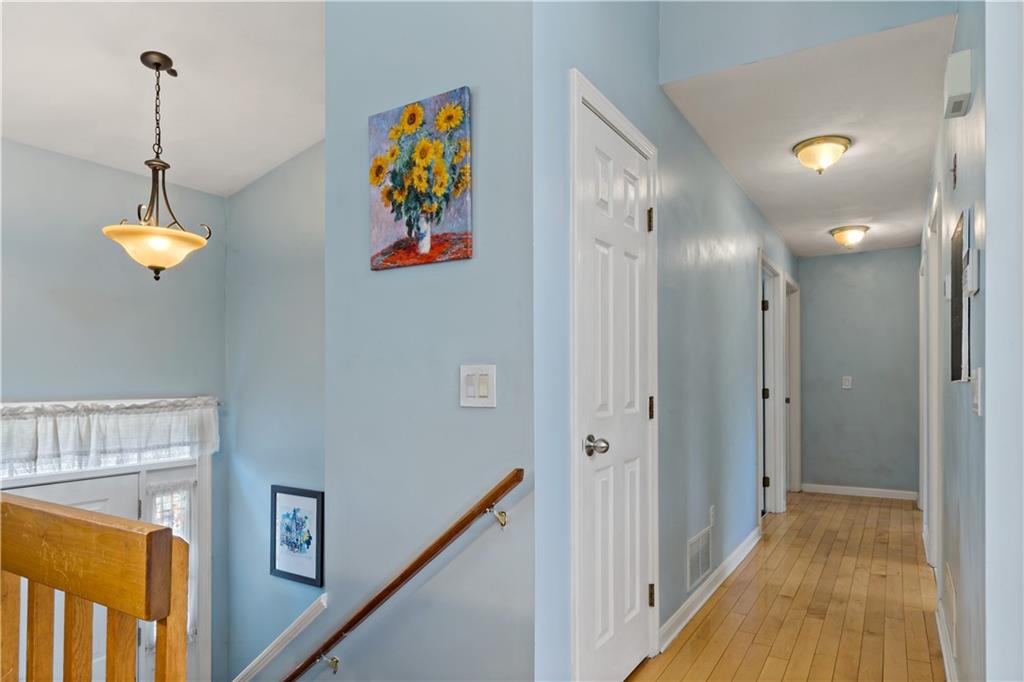 830 Carrs Pond Road, East Greenwich