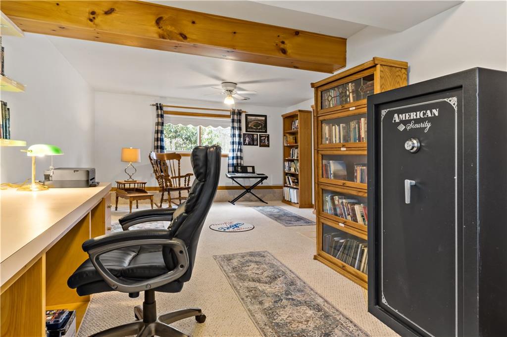 830 Carrs Pond Road, East Greenwich