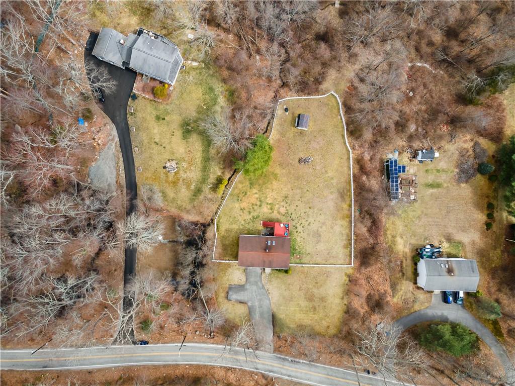 830 Carrs Pond Road, East Greenwich