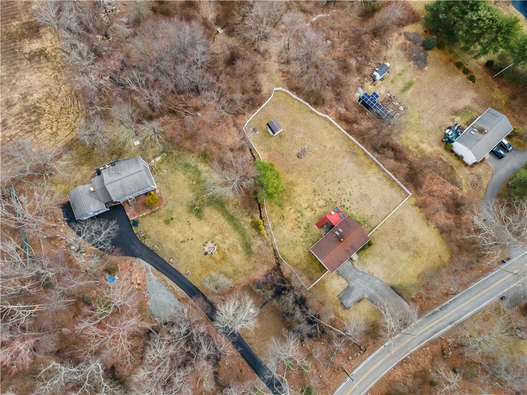 830 Carrs Pond Road, East Greenwich