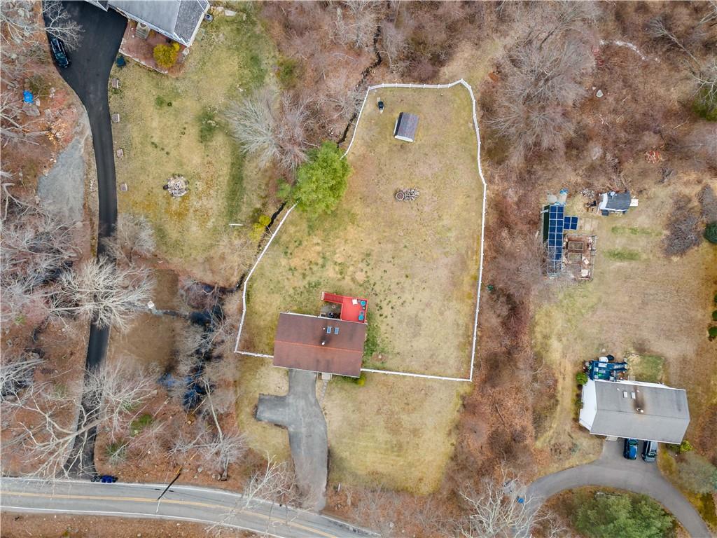 830 Carrs Pond Road, East Greenwich