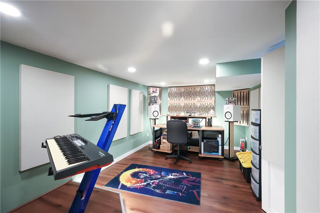 1 Barbara Circle, East Providence