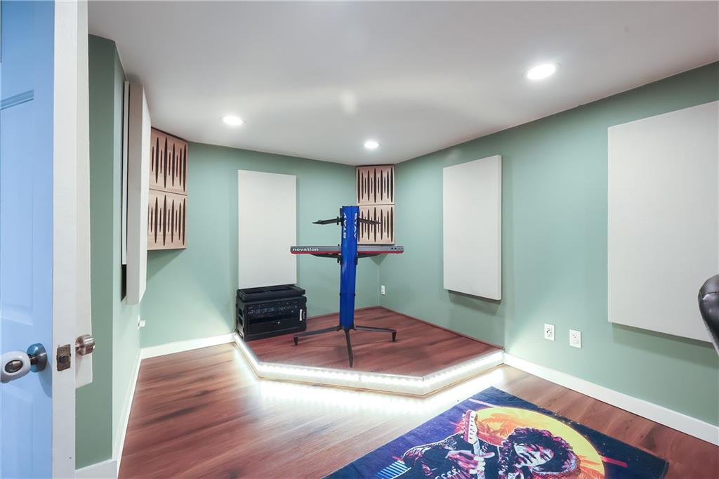 1 Barbara Circle, East Providence